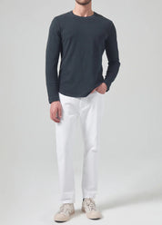 Finn Relaxed Taper Jeans in Chalk