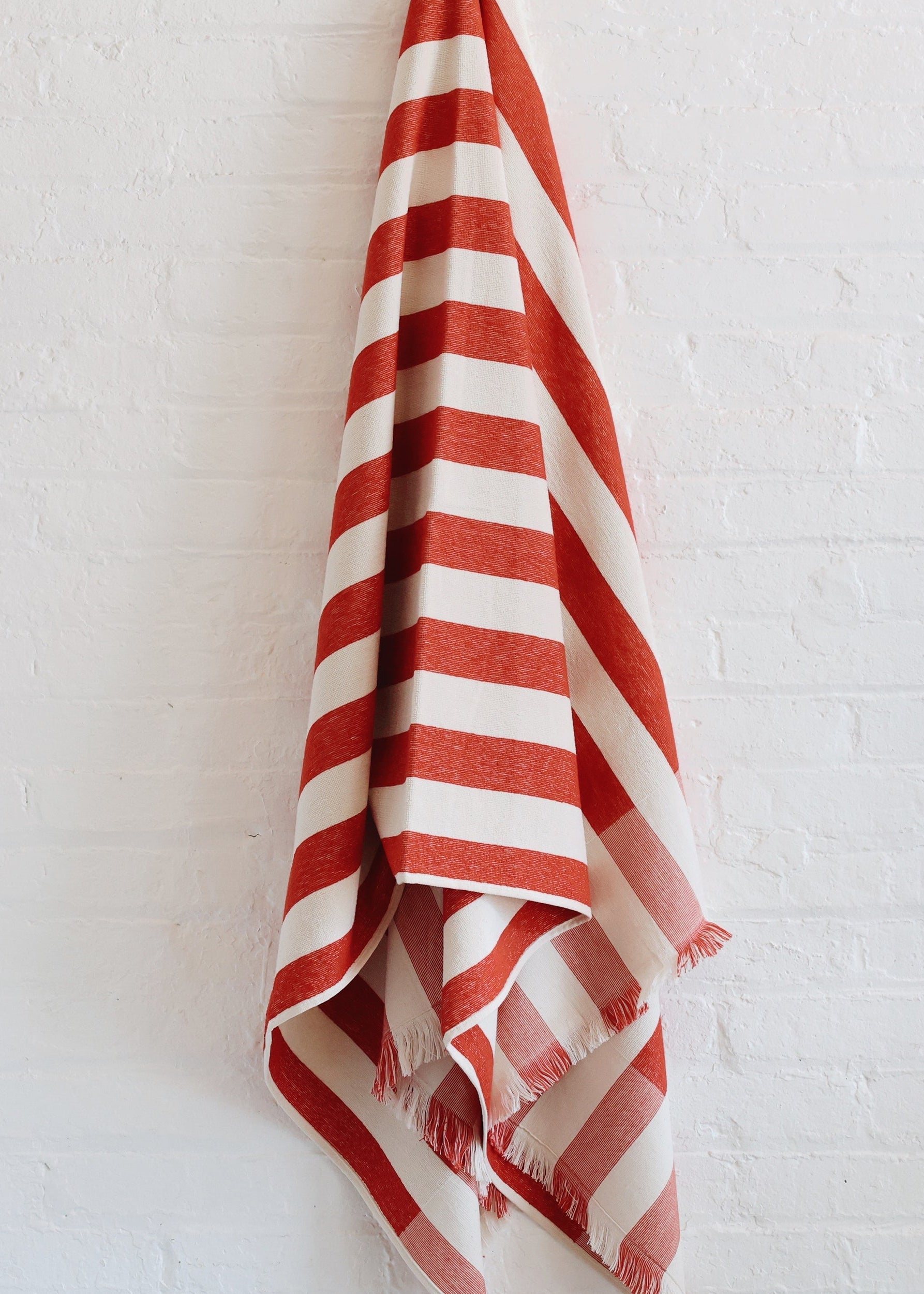 Plage Towel - Red Stripe