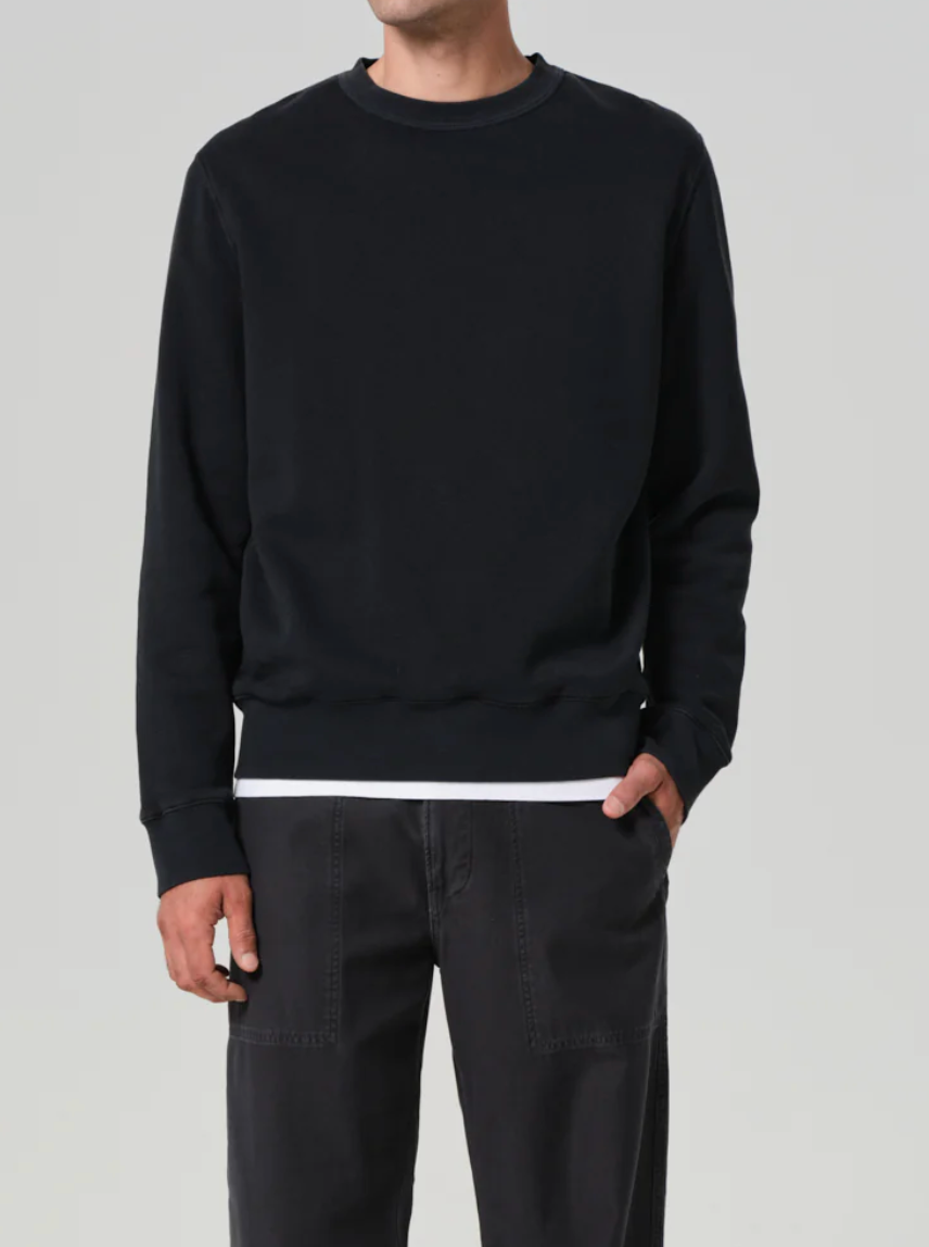 Citizens_of_Humanity_Vintage_Crewneck_Sweatshirt_in_Washed_Black_2.png