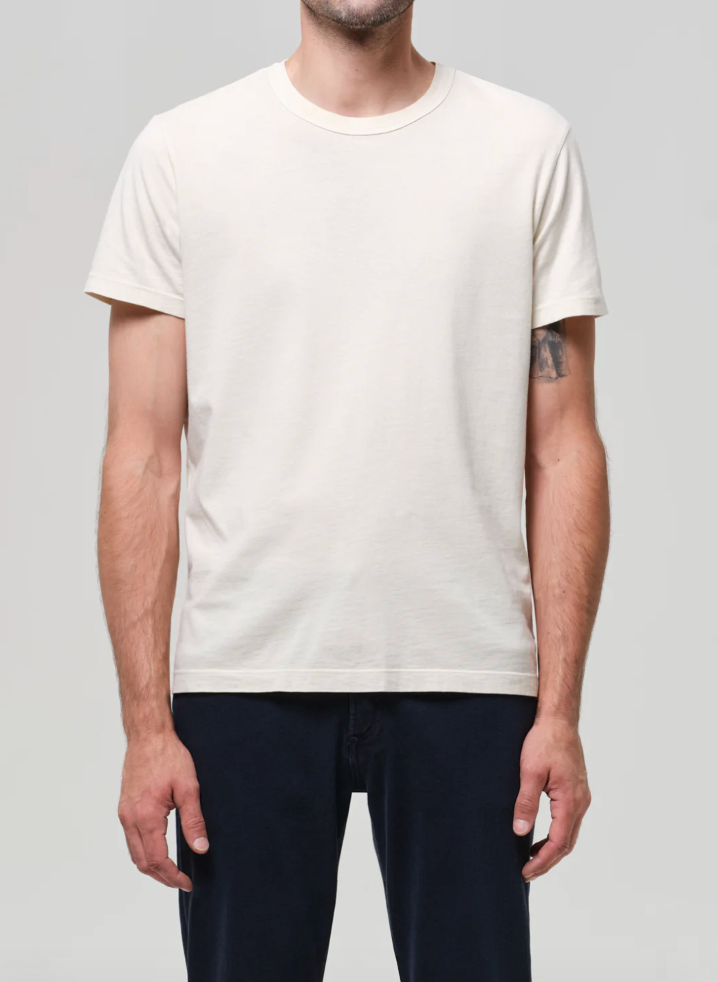 Citizens_of_humanity_mens_Everyday_Tee_in_Ecru_2.png