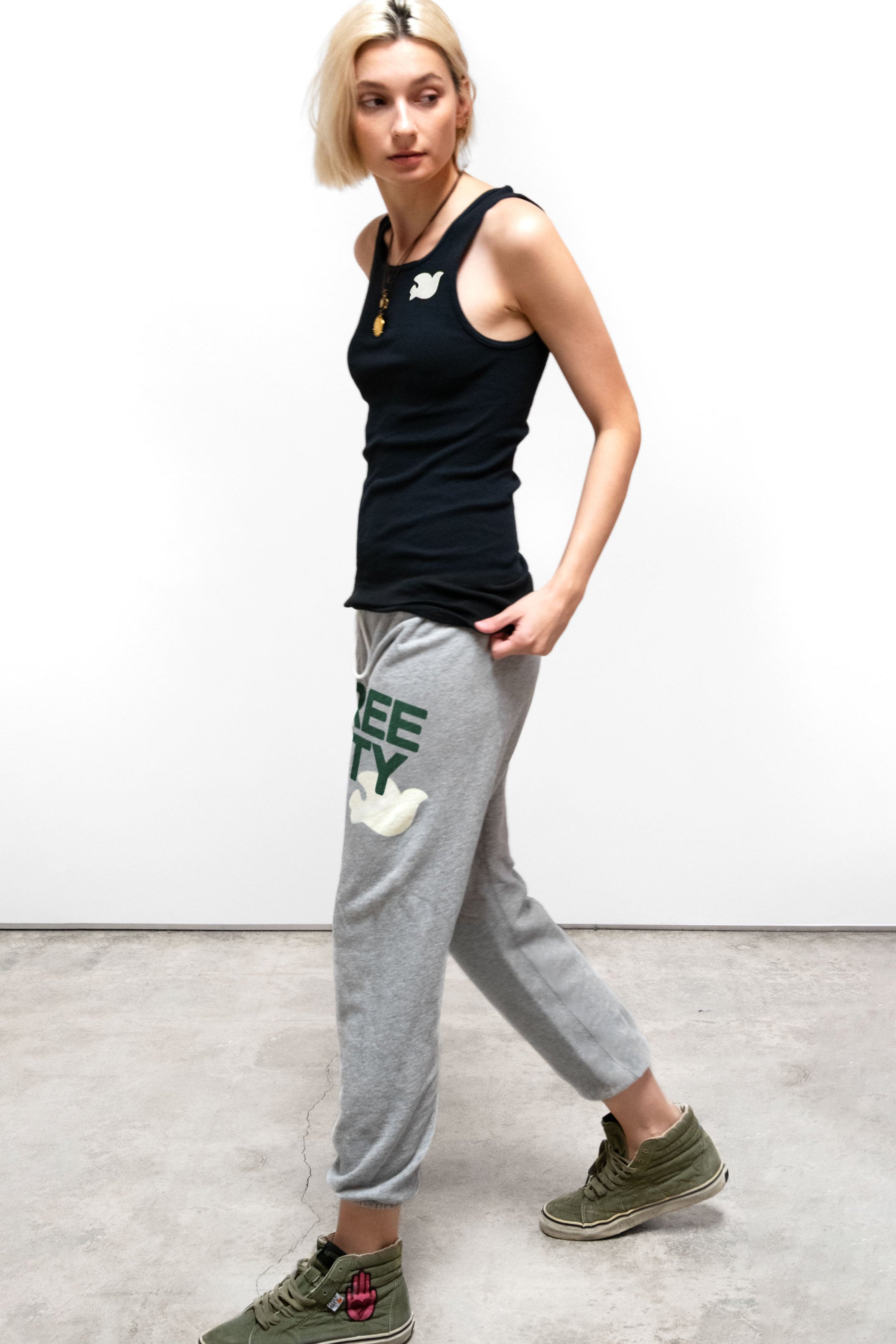 Freecity_unisex_Flow_Sweatpant_in_Heather_2.jpg