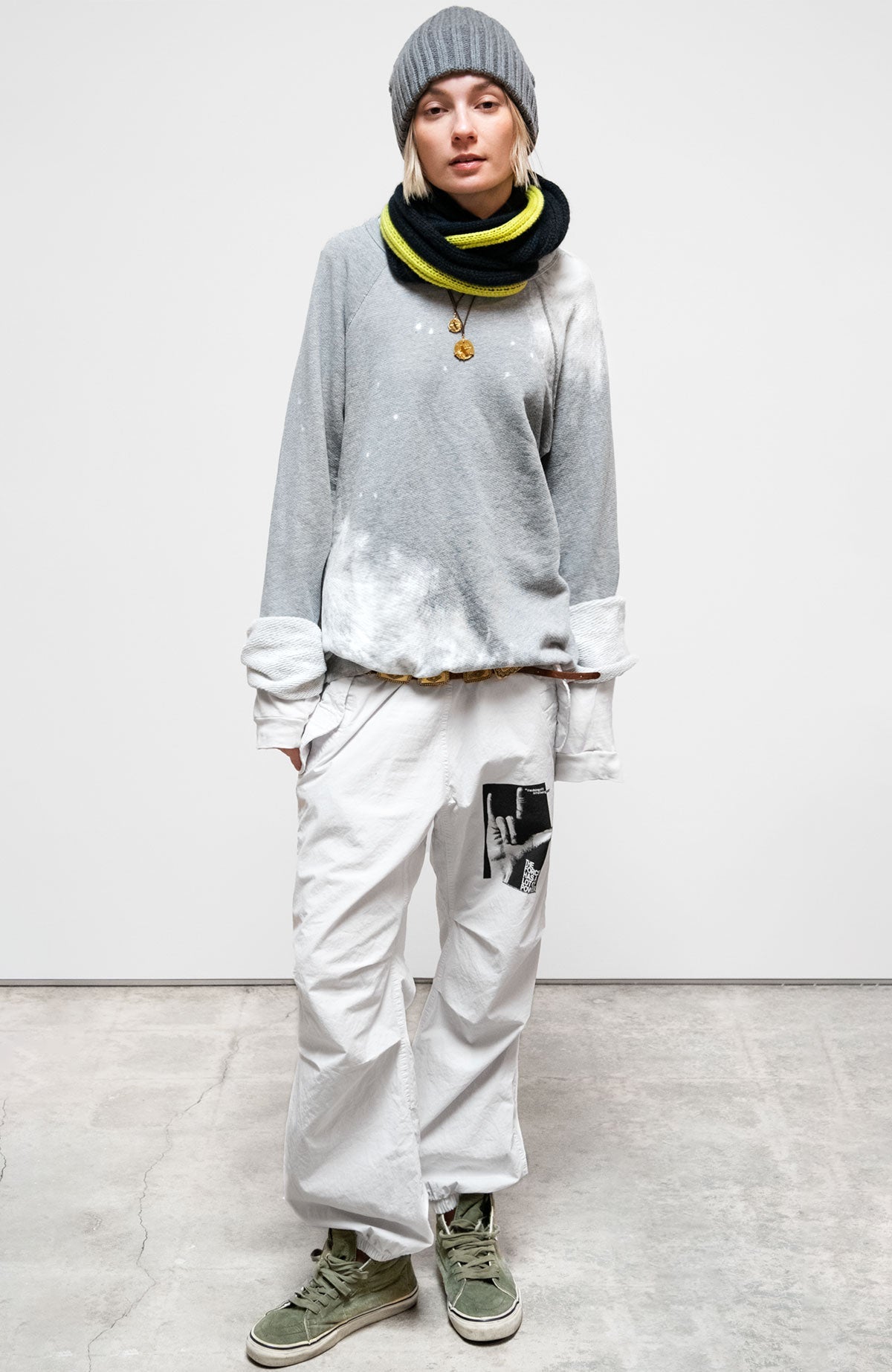 Lucky Rabbits Sweatshirt in Bleachout Heather