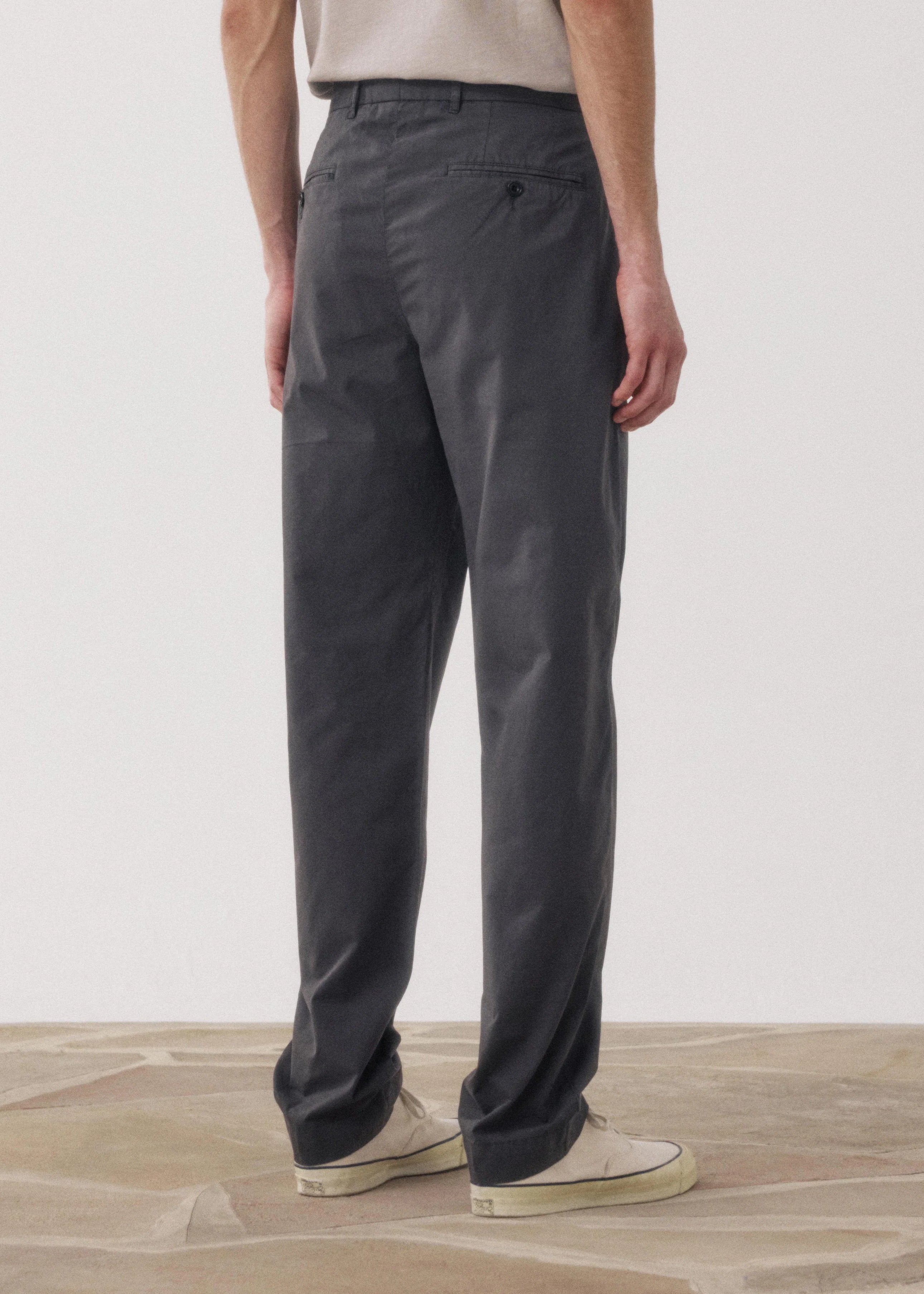 person wearing HARTFORD MENS Taylor Chino Pants in Carbon