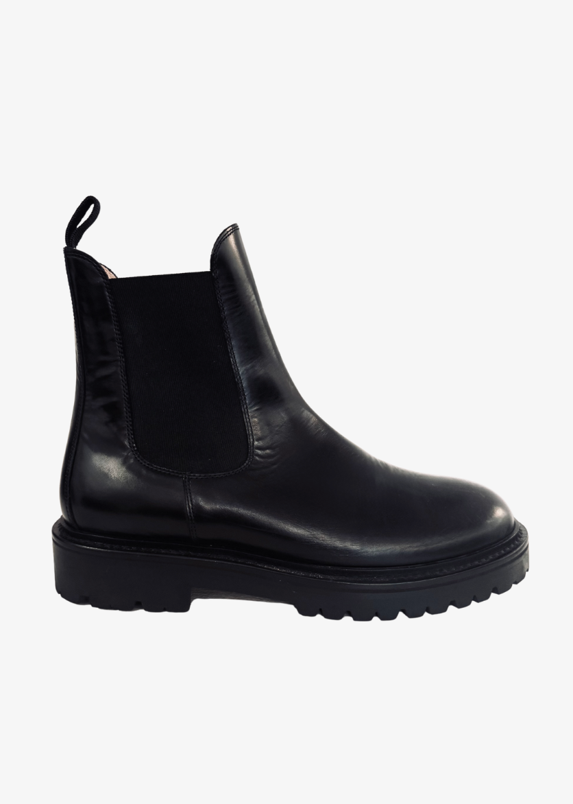 Isabel_Marant_mens_Castay_Chelsea_Boots_black_leather.png