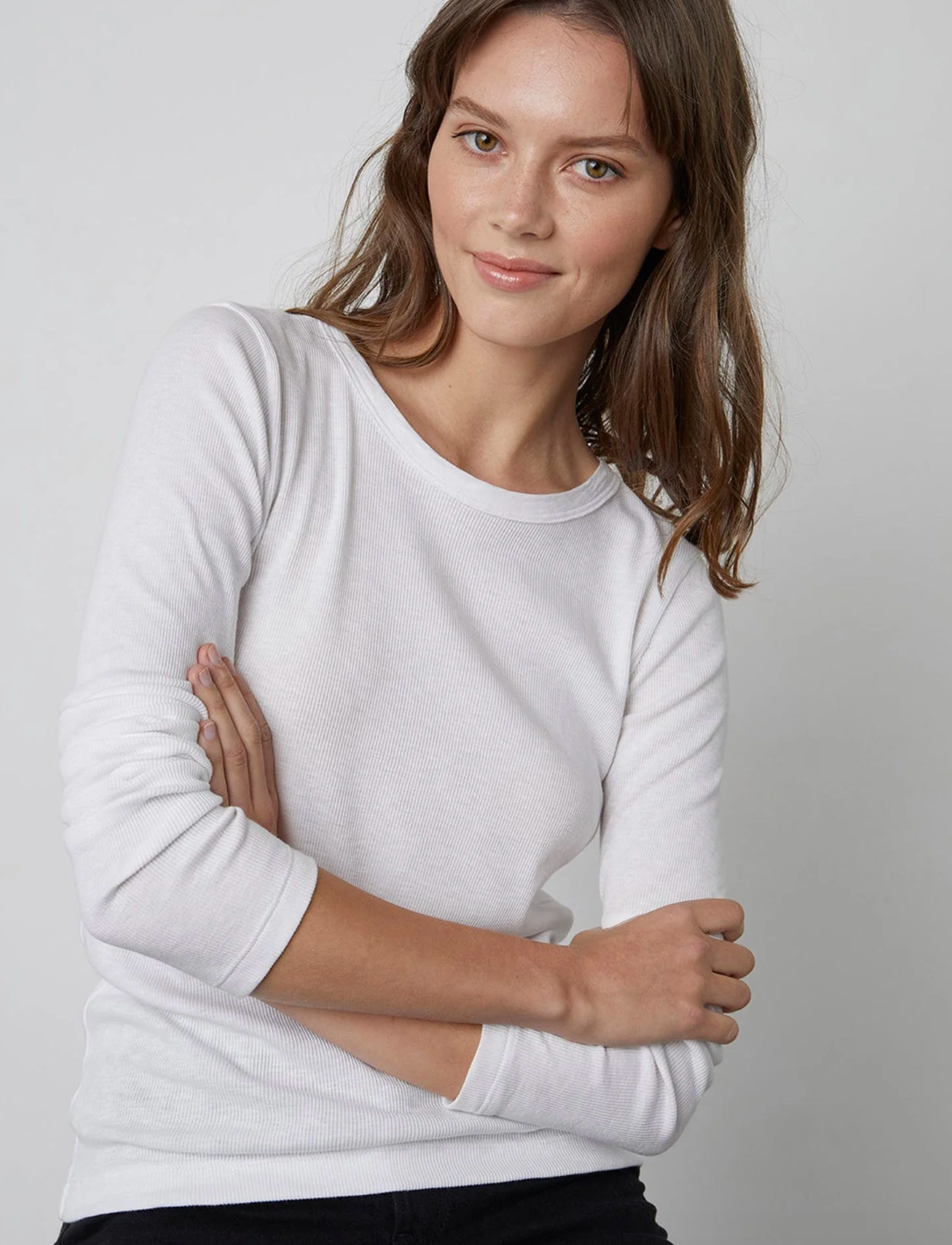 Velvet_Bayler_Ribbed_Scoop_Neck_Tee_in_White.png