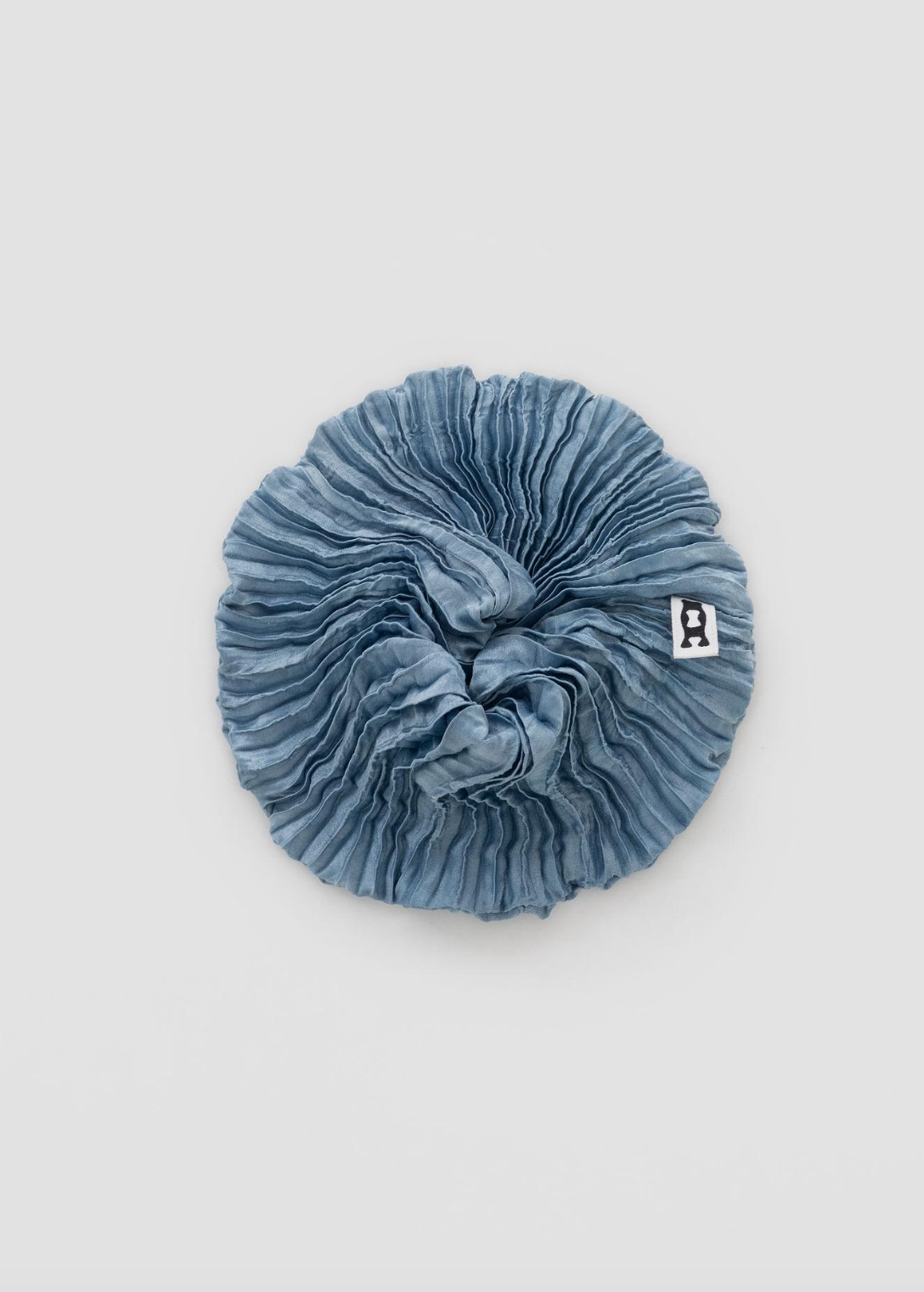 azur world womens Plissé Silk Scrunchie in light Indigo