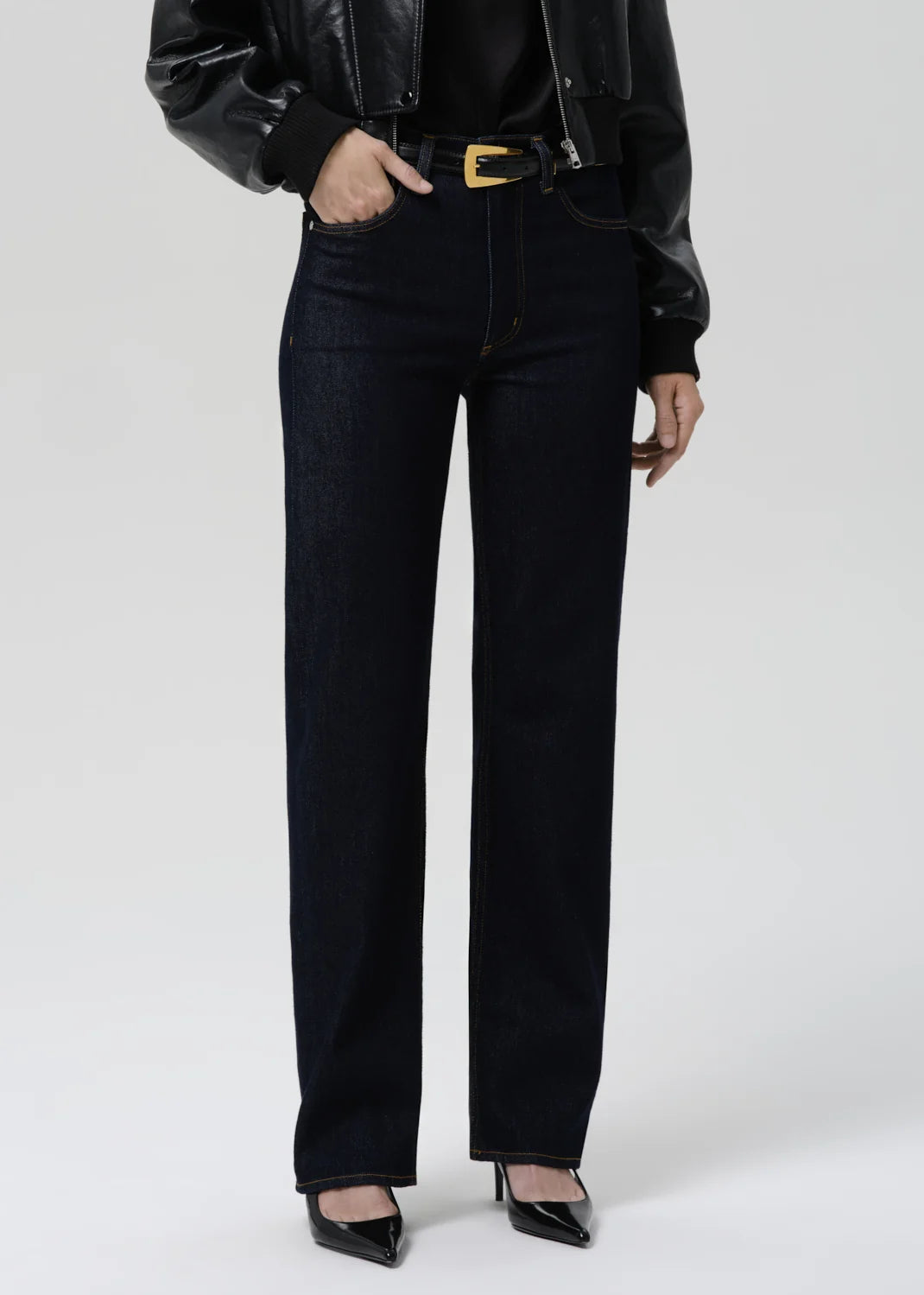 person wearing citizens of humanity womens denim Palma Straight Long Clean Hem In Inky Rinse