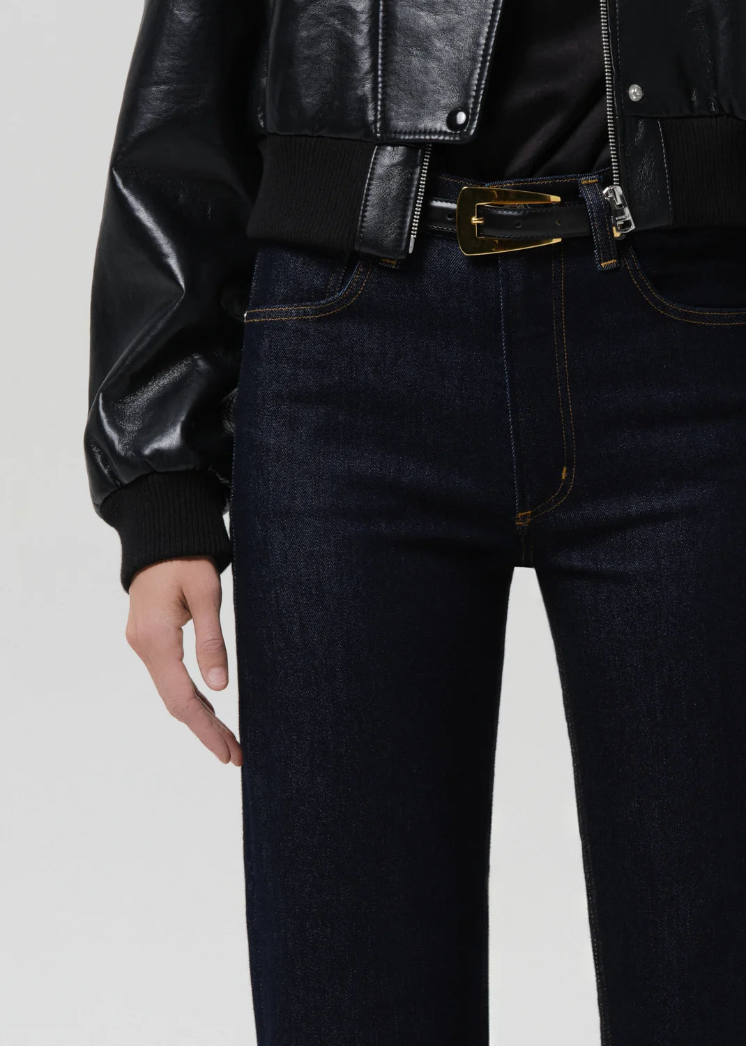 person wearing citizens of humanity womens denim Palma Straight Long Clean Hem In Inky Rinse