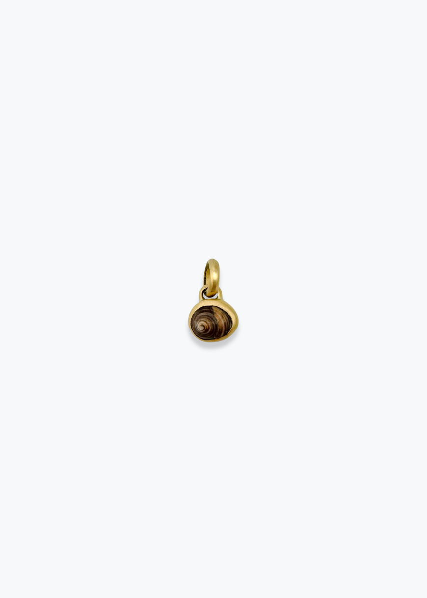 dunton ellerkamp fine jewelry 18k yellow gold One-of-a-Kind Mini Snail Shell Pendant