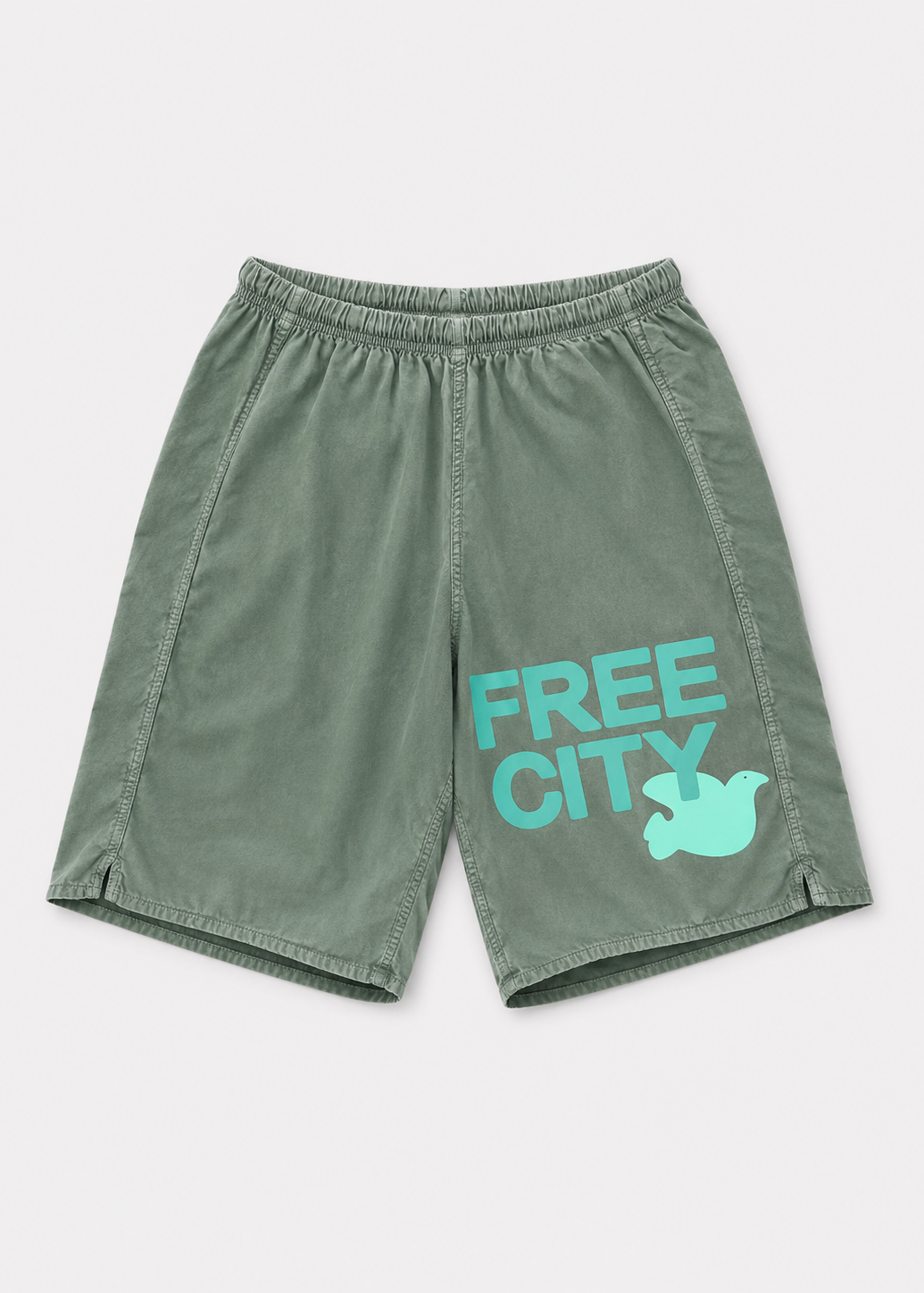 Pocket Short in Eatgreen Powder green