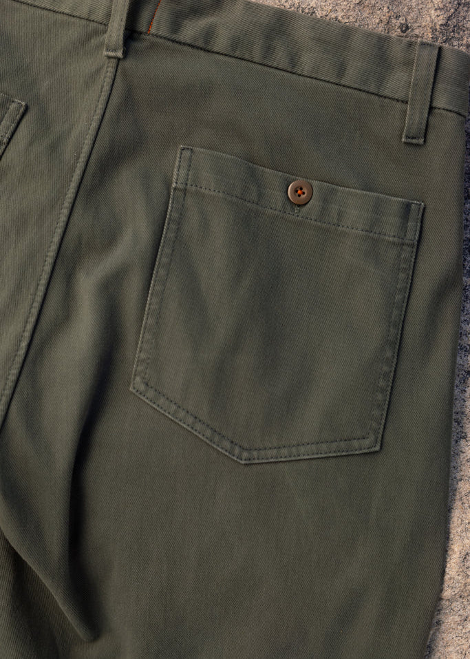 hiroshi kato mens The Scout 8" Denit® Fatigue Shorts in Moss