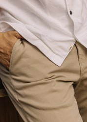 person wearing hiroshi kato mens The Wrench Double Gauze Organic Cotton Shirt white