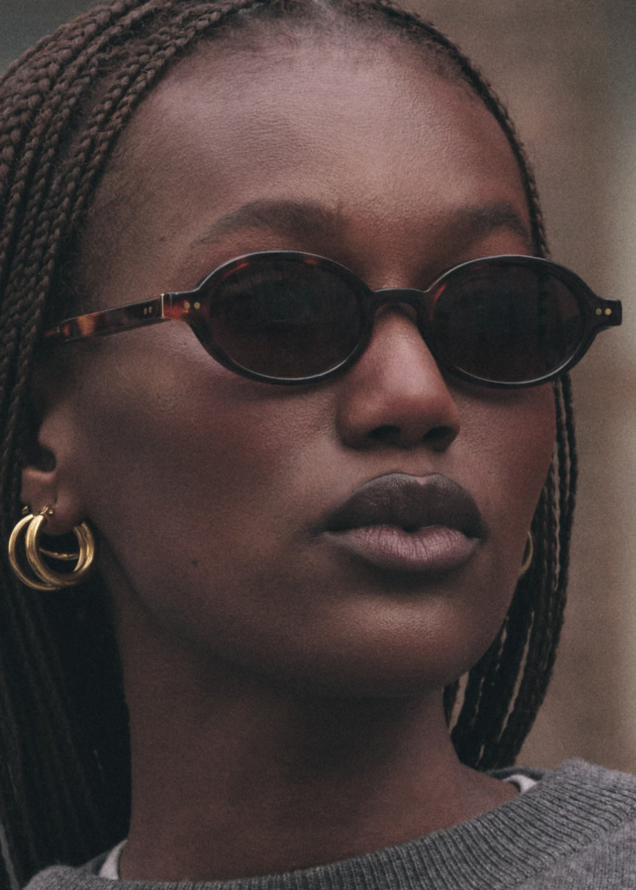 person wearing jimmy fairly paris sunglasses The Elvie in Dark Tortoise