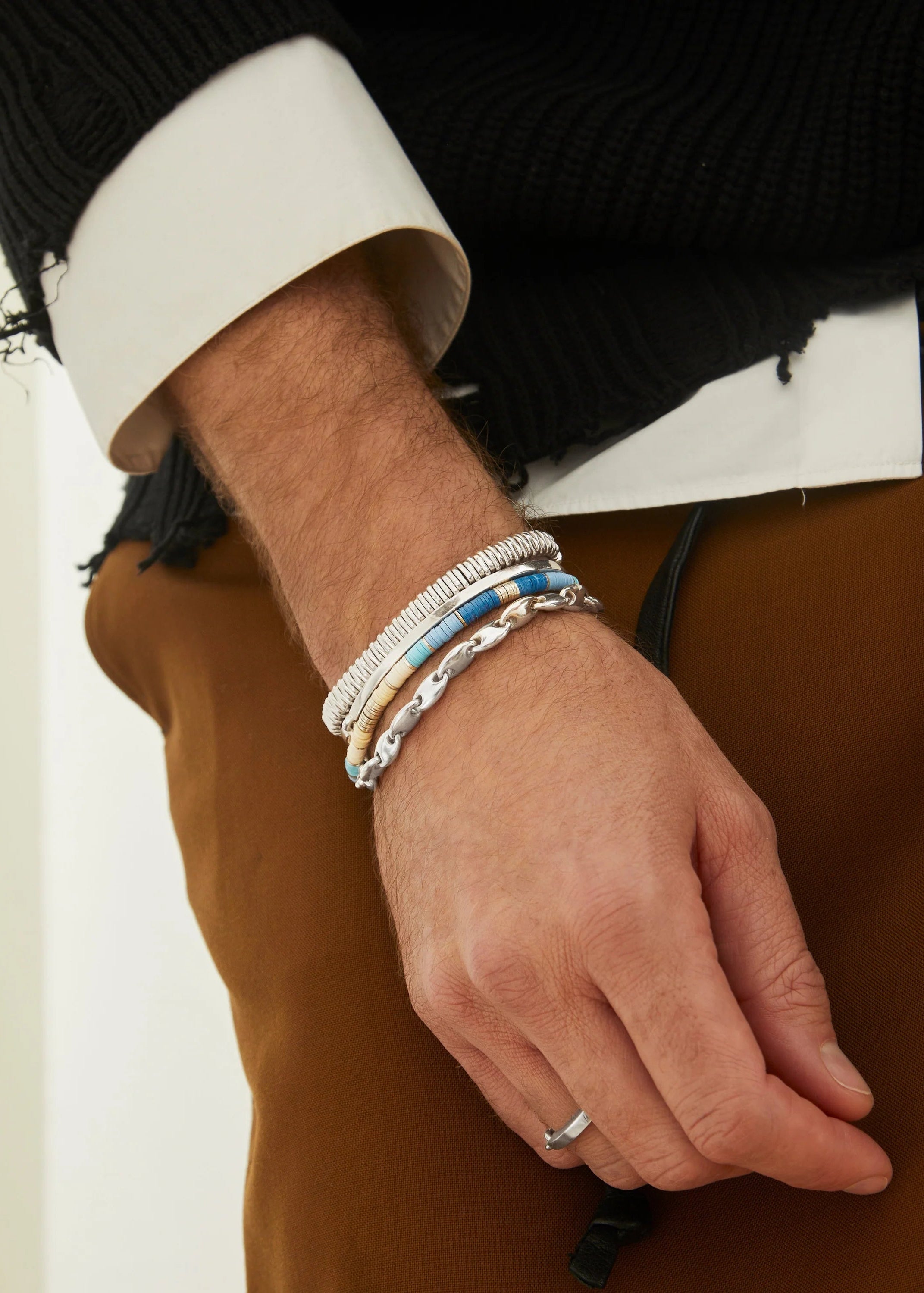 person wearing maor sterling silver zag bracelet neo 5mm bracelet light blue Pattern Rizon beaded Bracelet