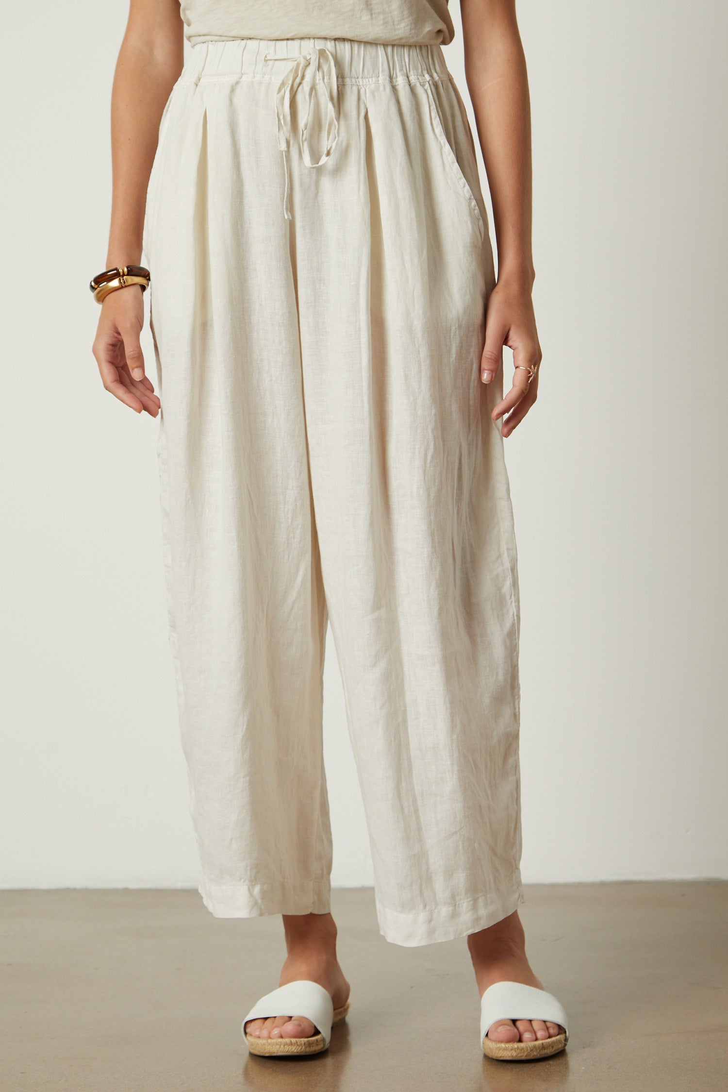products_woven-linen-hannah06-beach_7105.jpg